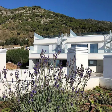 Mediterranean With Sea Views In 펜션